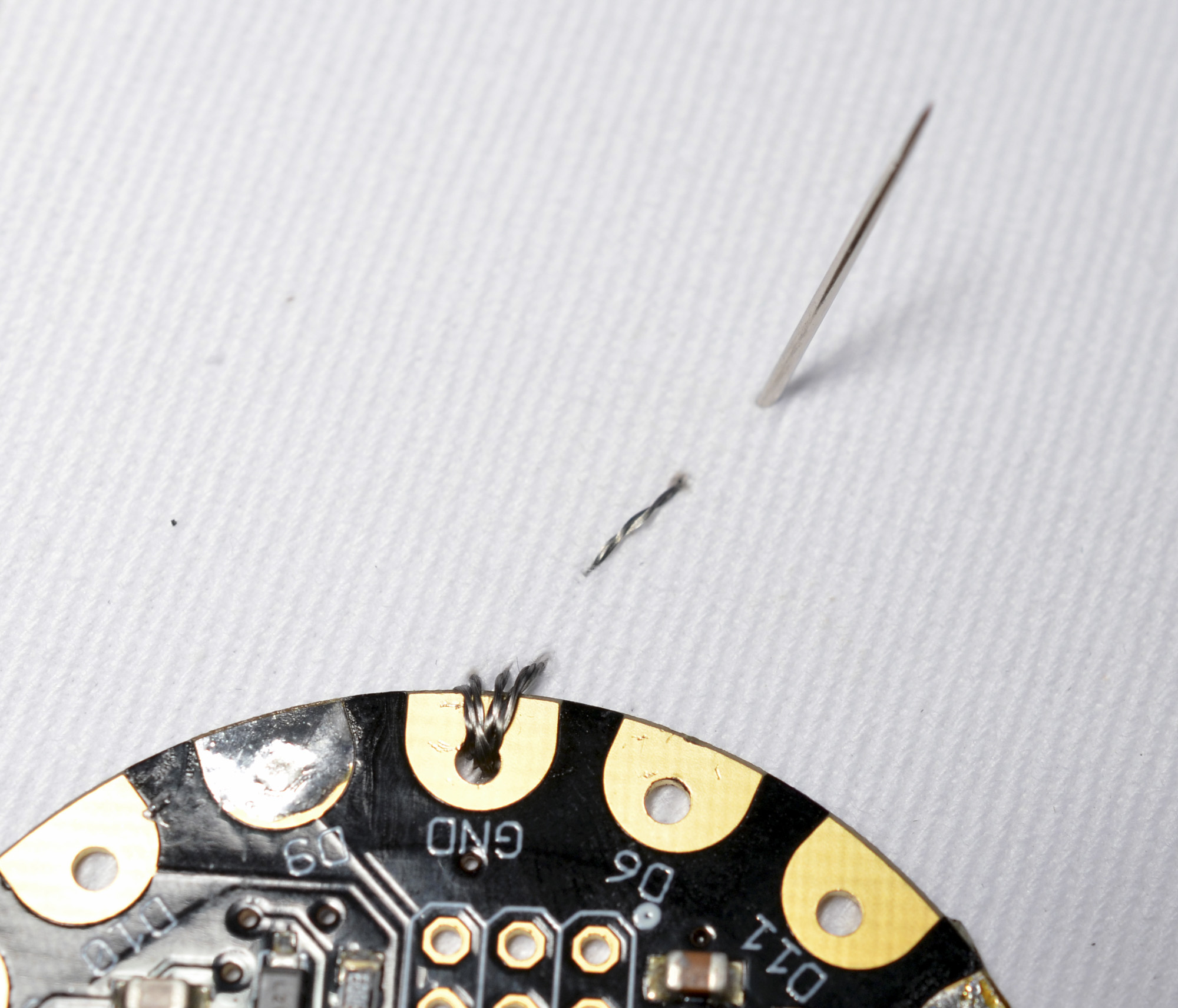 10 Tips for Conductive Thread - Becky Stern