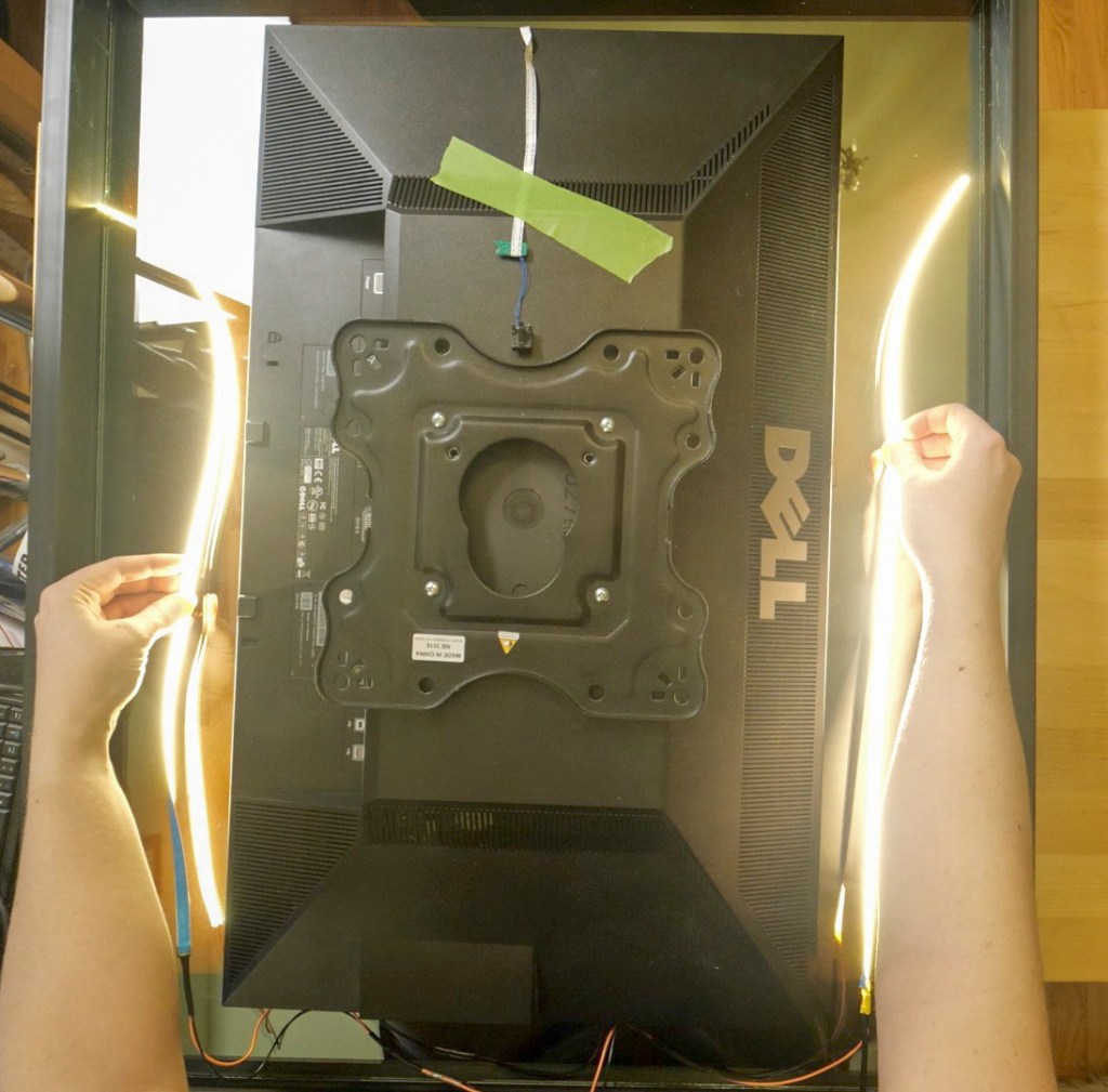 Raspberry Pi Smart Magic Mirror - Becky Stern